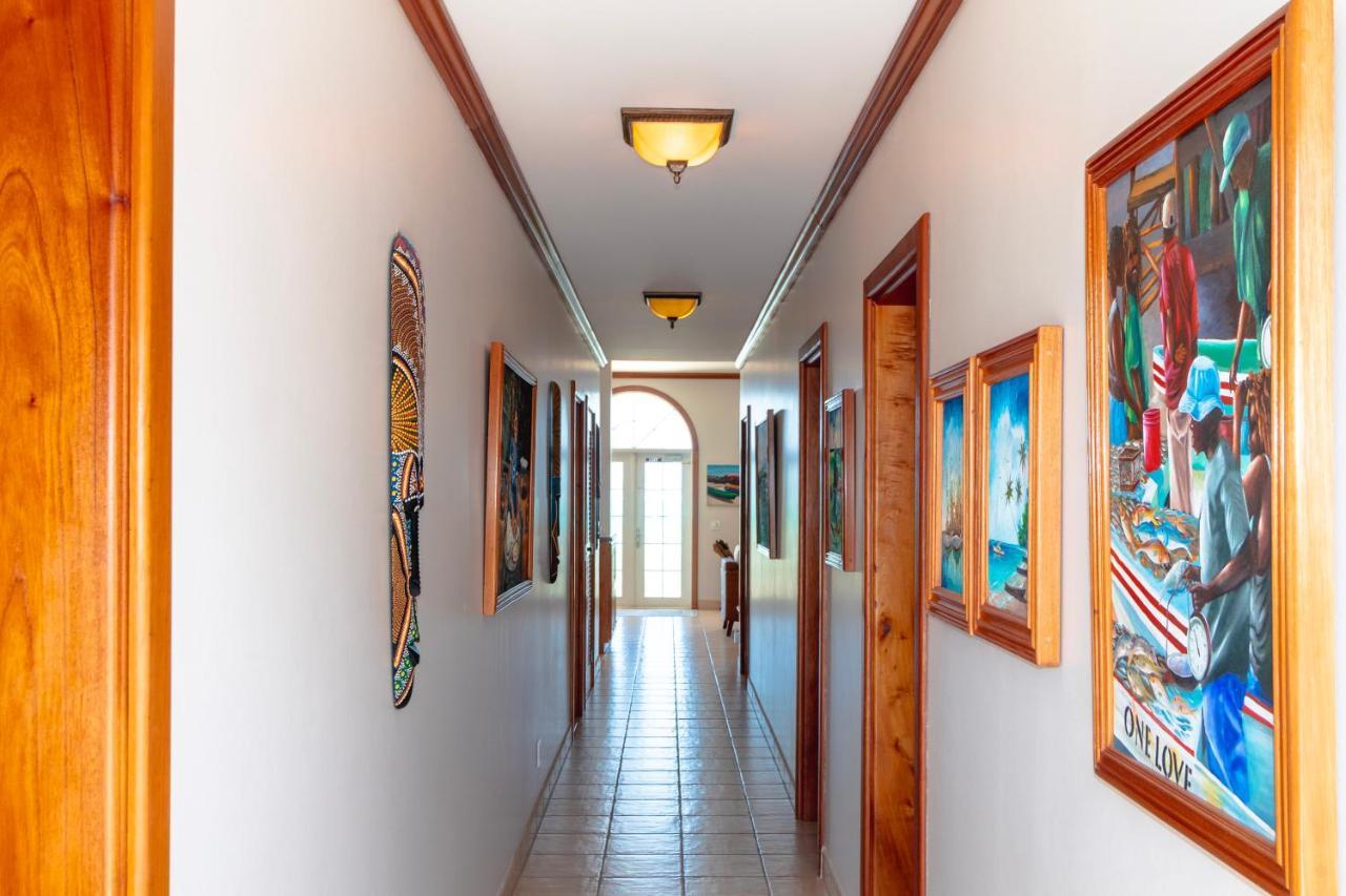 Tara Del Sol Resort 산페드로 외부 사진